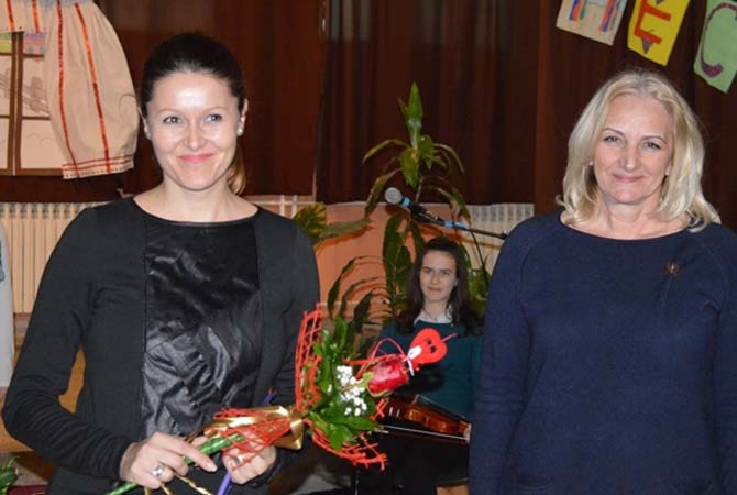 Ifjú költők bemutatkozása 2015. december 16. képek